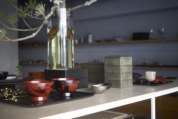 うつわディクショナリー#42 お正月間近のいま、木漆工とけしのお椀と