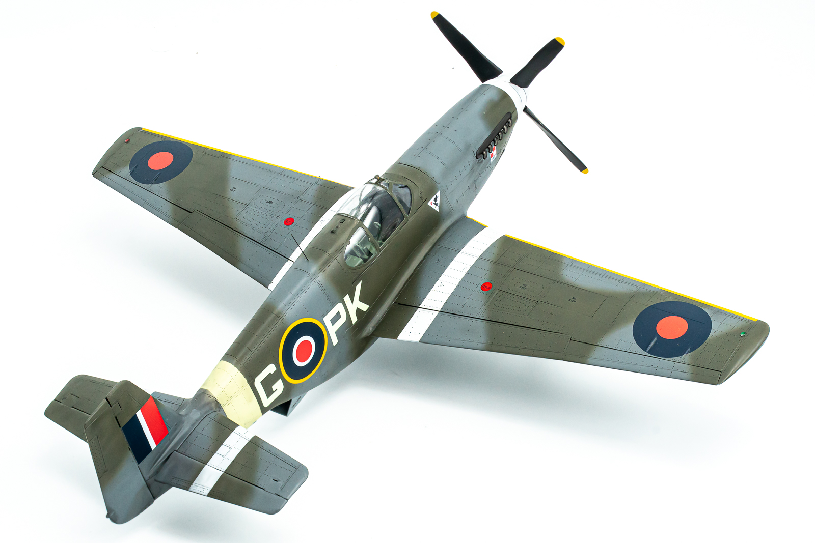 トランぺッター 1/32 P-51B／マスタングⅢ 完成品 Trumpeter | 模型工房M
