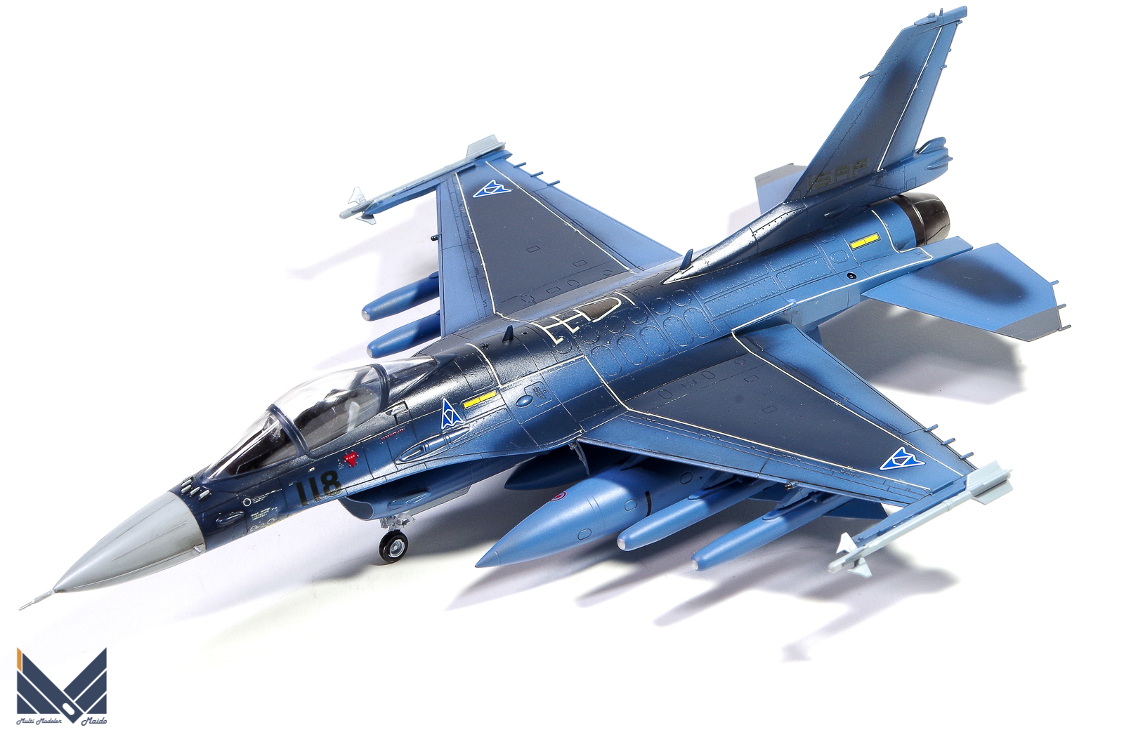 ハセガワ 1/72 F-2A メビウス1 完成品HASEGAWA ACE COMBAT Mobius1
