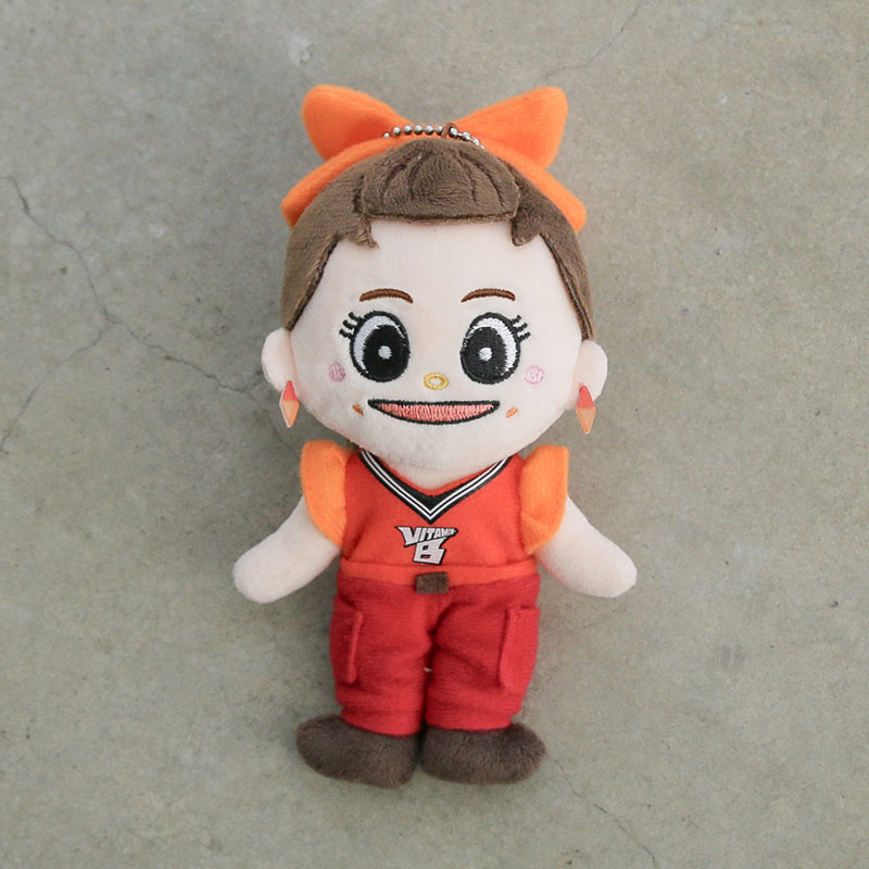 百田夏菜子 生誕記念商品2025『かなこちゃん人形』“VITAMIN-B衣装