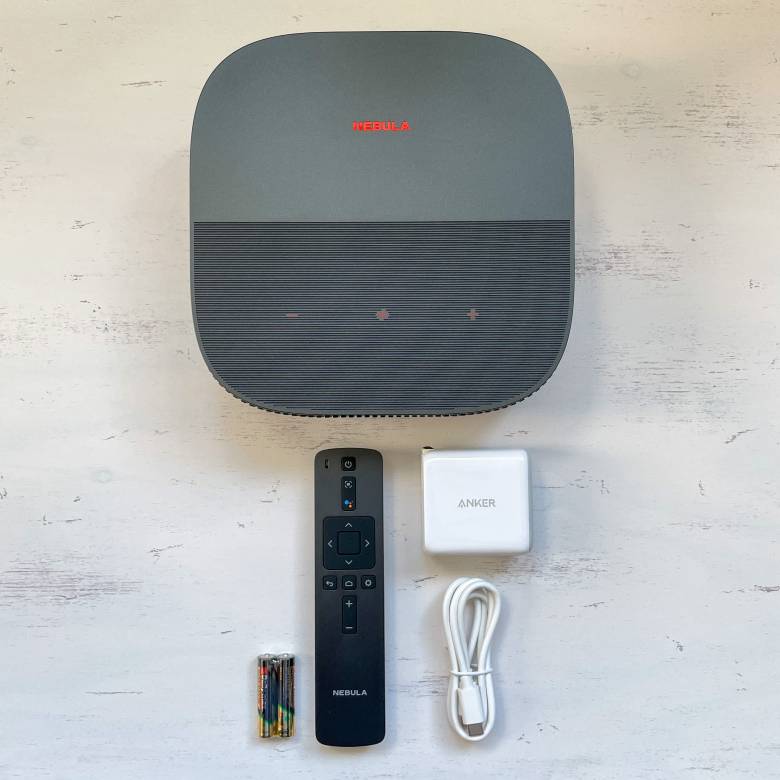 Nebula Vega Portableレビュー】フルHDの解像度と500ANSIルーメンの