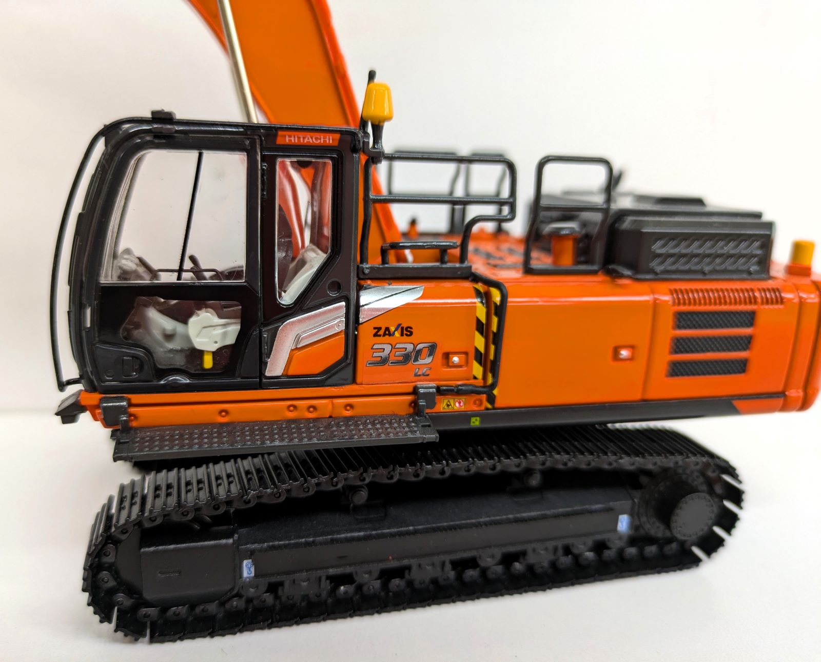 HITACHI ZX330LC-7 テレスコクラム仕様機 | ショベル | Replica-model