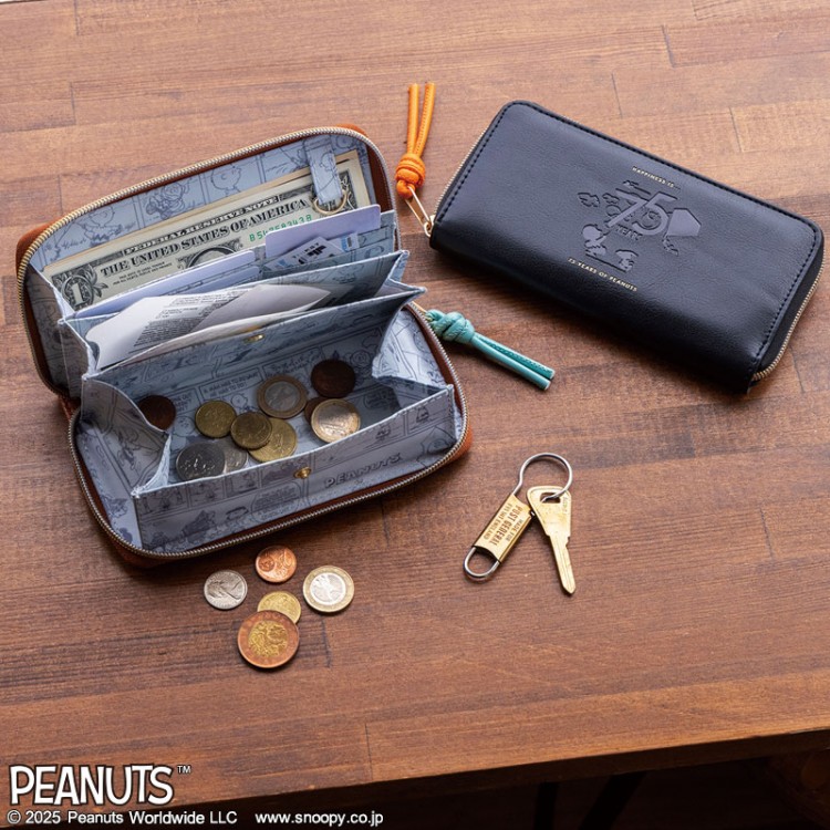 SNOOPY 高機能！ 小さな長財布 BOOK BLACK 75th Anniversary Limited