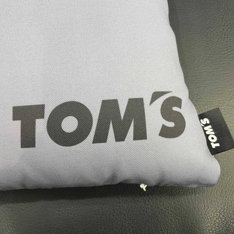 トムスロゴクッション(黒・グレー)