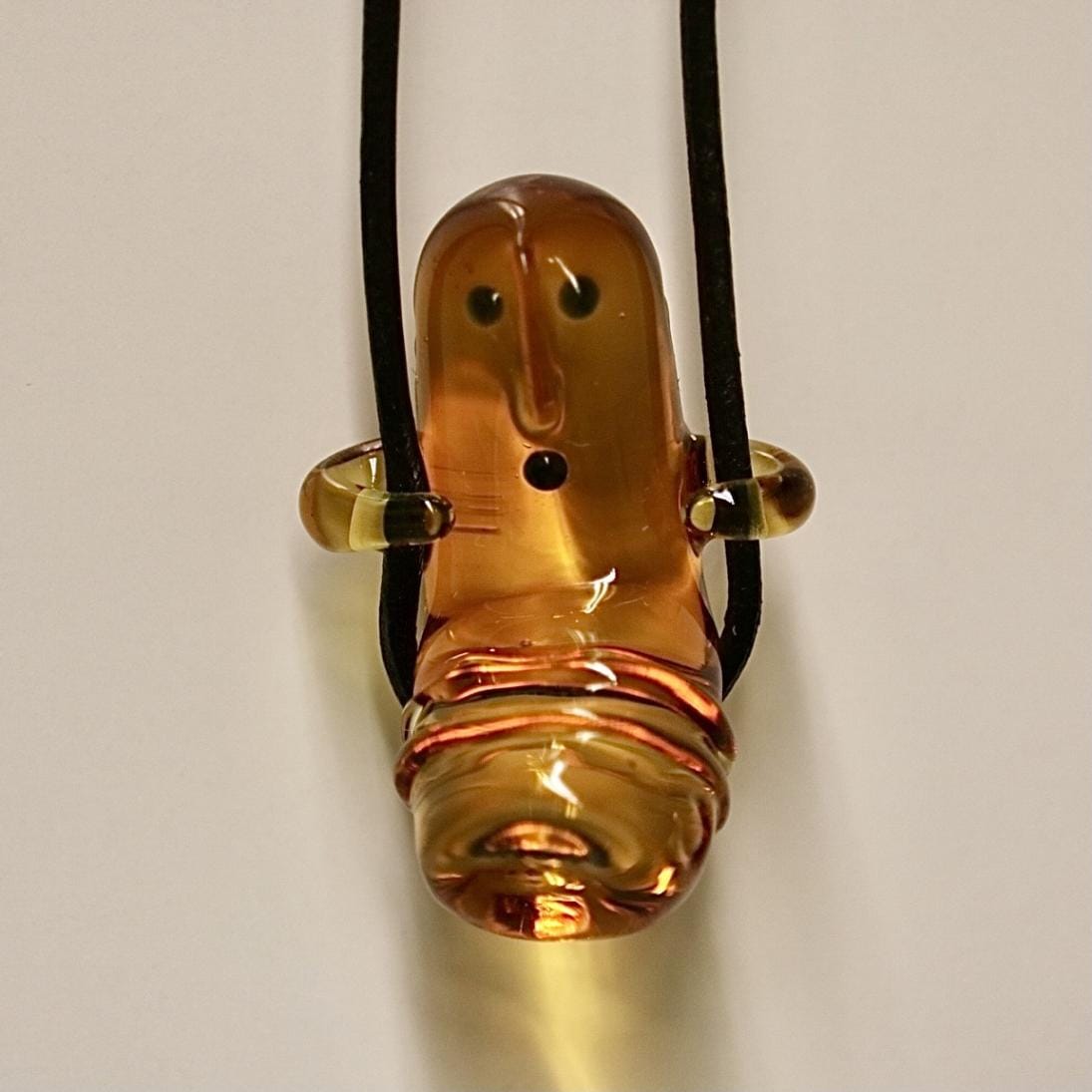 ぶらんこはにわペンダント | ガラス・陶器 | 東京国立博物館