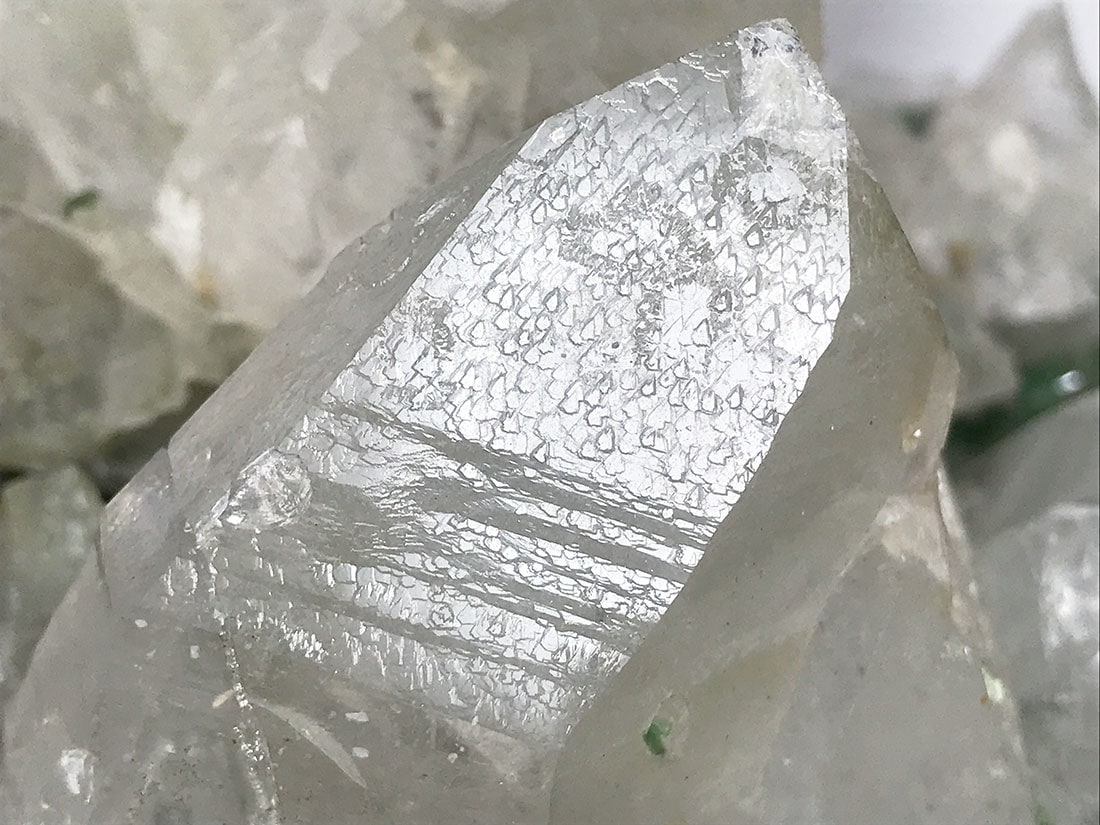 ブラジル産水晶クラスターwithフックサイト(クロム白雲母)