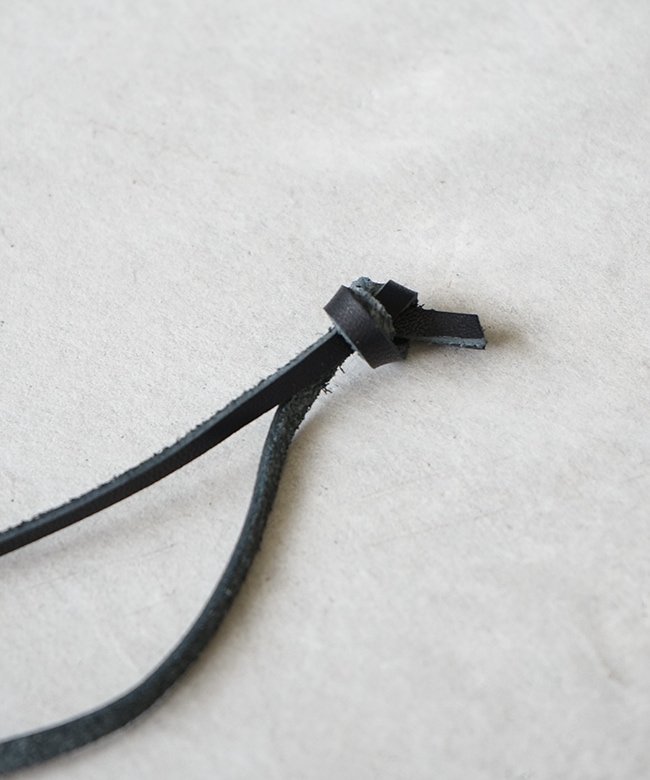 pu028]NEEDLES(ニードルズ) Peace Pendant-Brass ピースペンダント