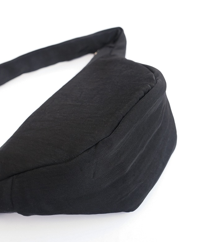 ITTI-BAG-123-CB] ITTI (イッチ)ANNIE PUFFER MINI MOON BAG/ CERATO