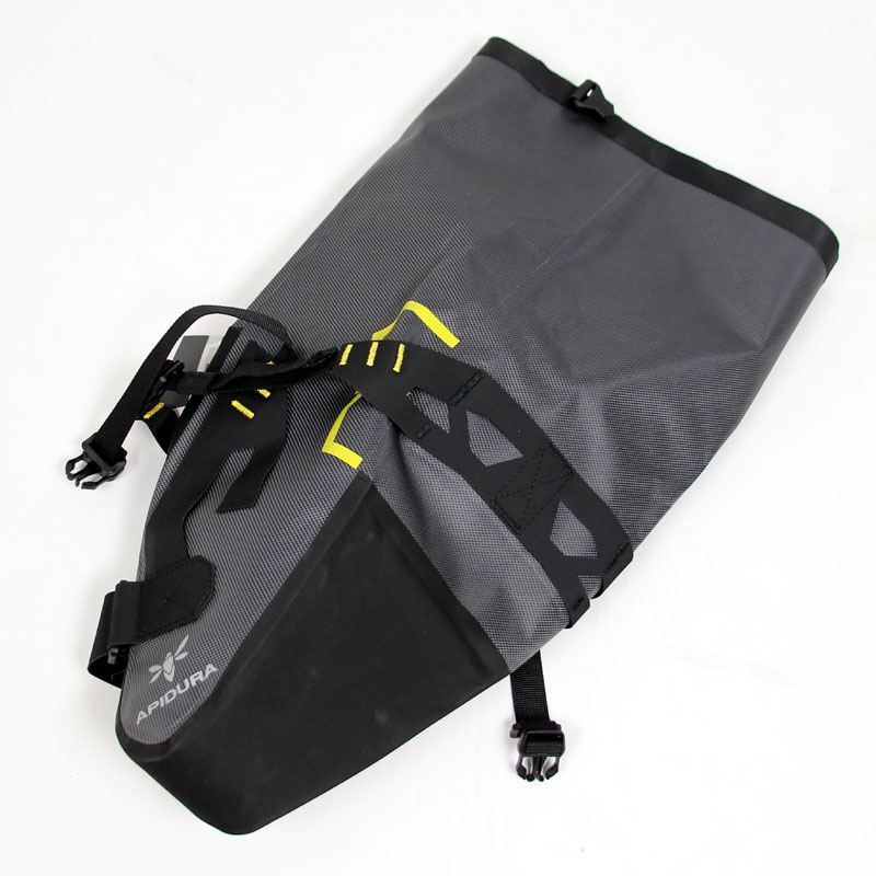 アピデュラ エクスペディション サドルバッグ コンパクト (9L