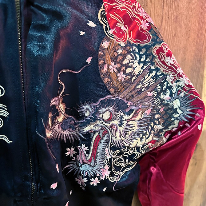Sサイズ]桜暴れ龍柄刺繍リバーシブルスカジャン｜和柄 龍スカジャン