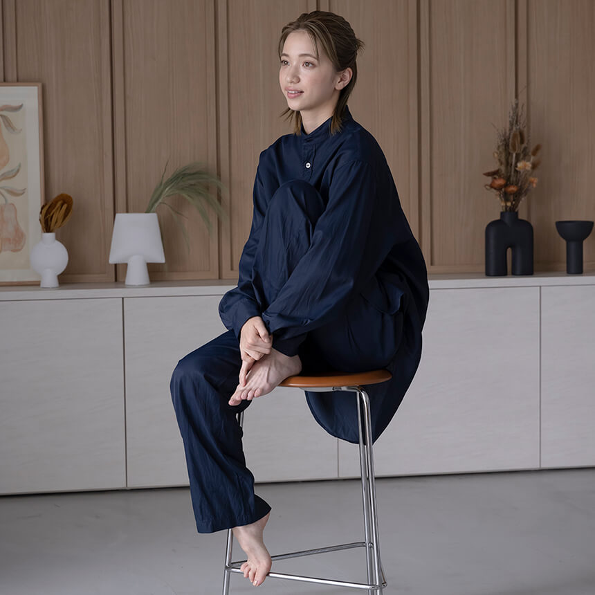 オーバーサイズバンドカラーシャツ＆ロングパンツ