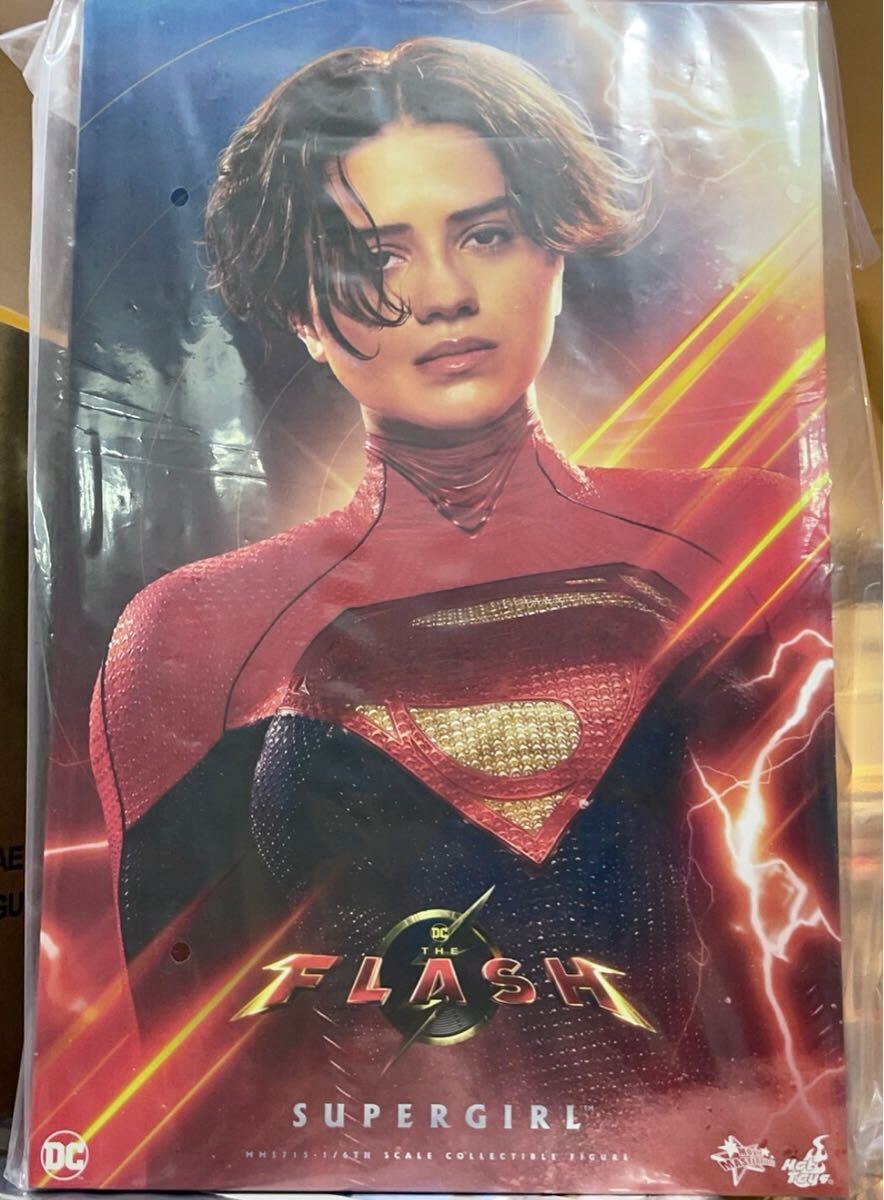 ホットトイズ 1/6 ザ・フラッシュ スーパーガール 未開封新品 MMS715