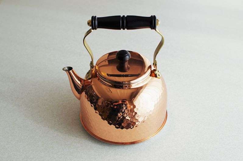 IH対応 ケトル 純銅槌目入れ 2．3L ミラー仕上げ 新光金属ケトル