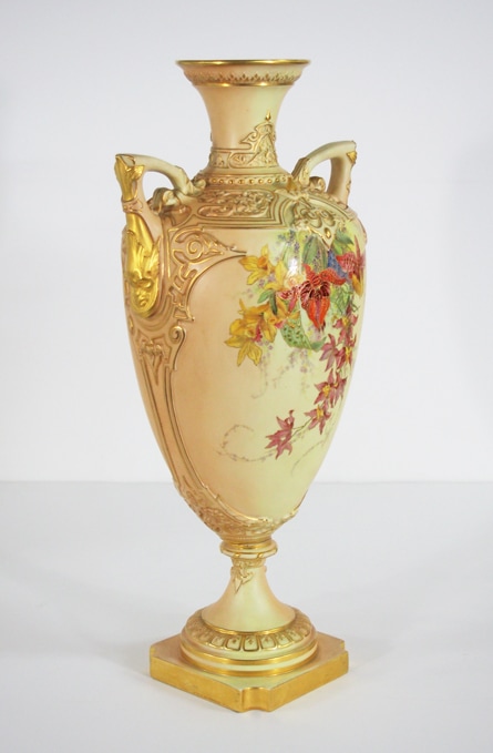 ロイヤル ウースター 「花文飾り壺」 | | アトリエ・ブランカ