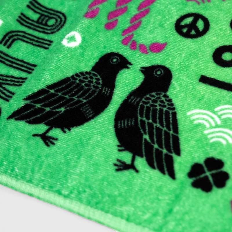 Peace ALIVE Towel | AI 25th best tour ← ALIVE → ツアーグッズ
