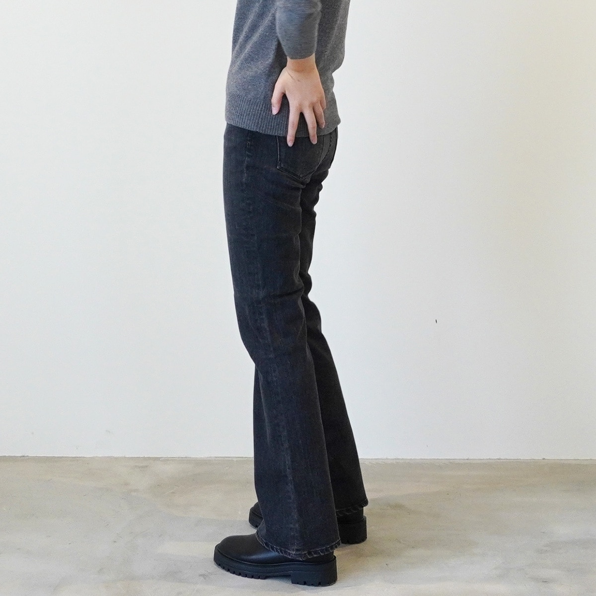 YANUK ヤヌーク】デニム bootscut の通販｜正規取扱店 ANNE onlinestore