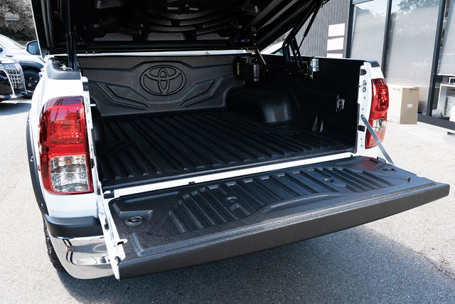 タイ・トヨタ純正 ベッドライナー | GUN125 ハイラックス