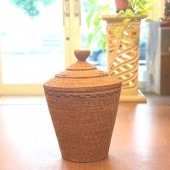 アタ 2段バスケット／蓋つきかご／小物入れ | かご／バスケット