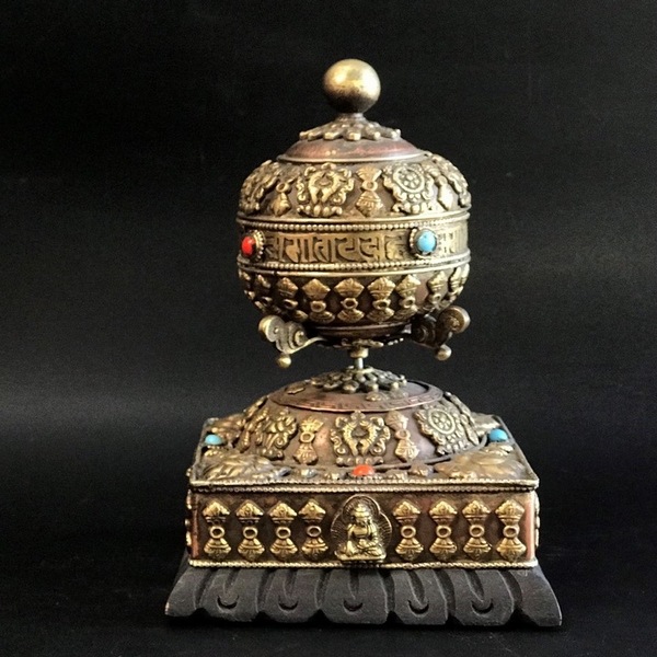 マニ車・卓上用【吉祥八紋・マントラ・ドルジェ】チベット仏教