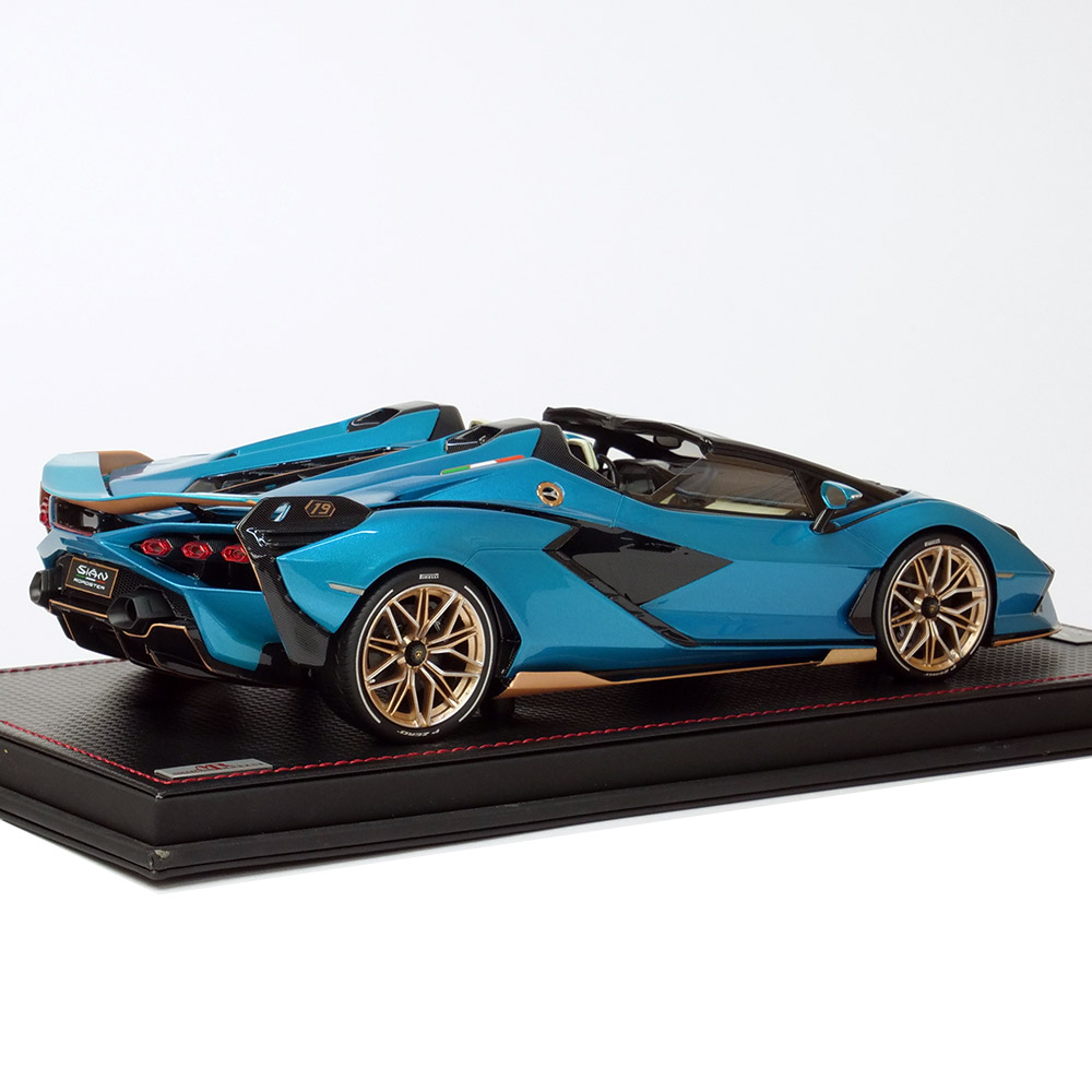 MRコレクション 1/18スケール ランボルギーニ Sian Roadster Launch