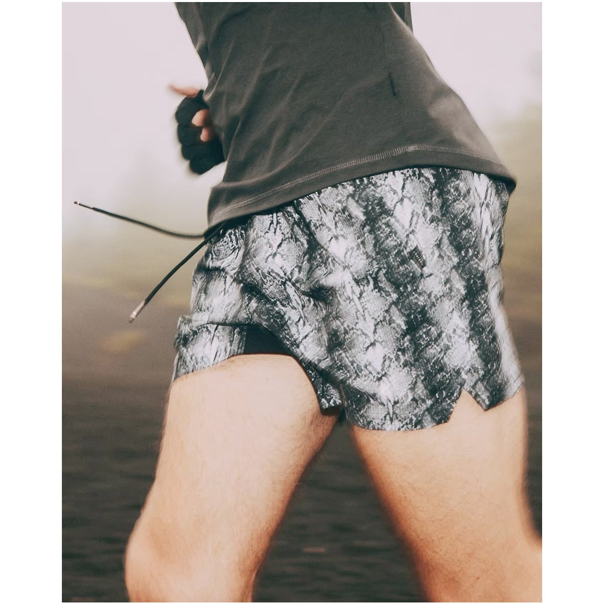 charbon / PYTHON PATTERN 7 POCKETS RACING SHORTS (UNISEX) W/PYTHON