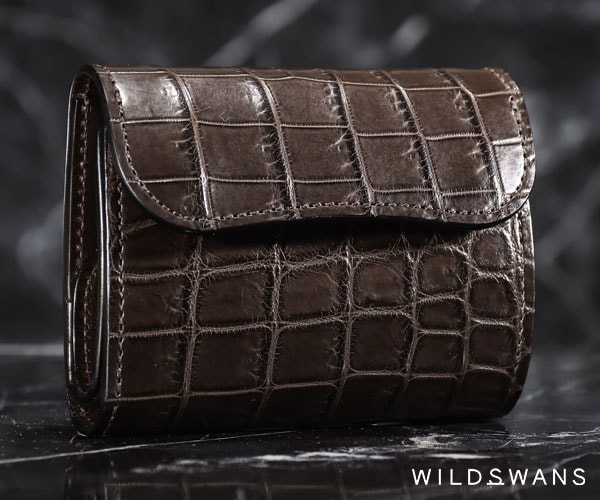 選べるノベルティ付】 ワイルドスワンズ クロコダイル イーノ 3つ折り