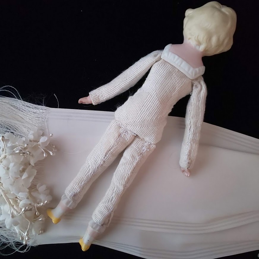 ビスク ヘッド ドール チャイナヘッド パリアン 凝ったモールド