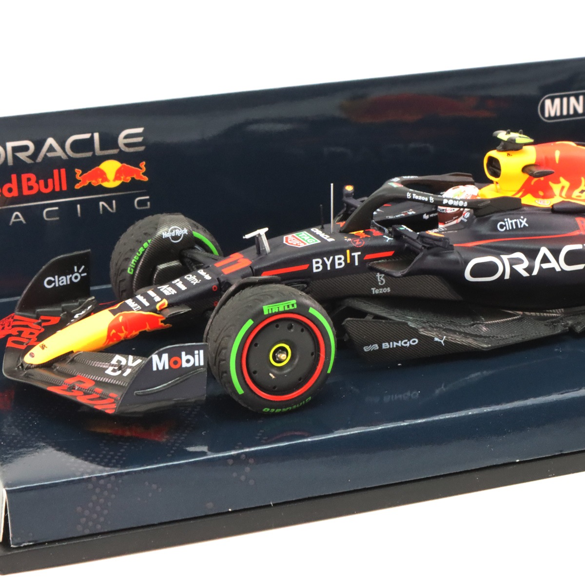 ミニチャンプス 1/43 オラクル レッドブル レーシング RB18 2022年