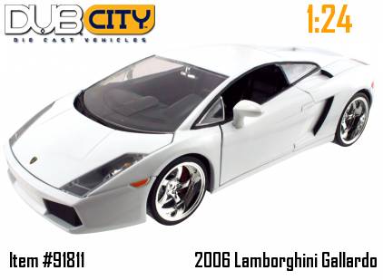 DUBCITY ダイキャストミニカー 1/24サイズ 06' ランボルギーニ