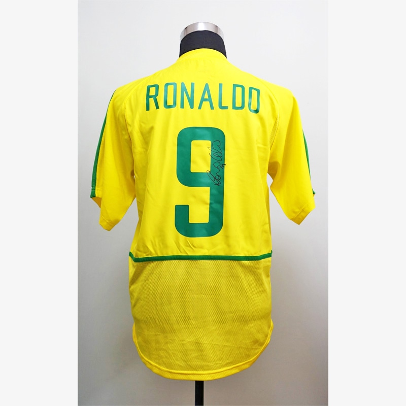 ロナウド直筆サイン入りブラジル代表02/04ホームユニフォーム | THE DUGOUT