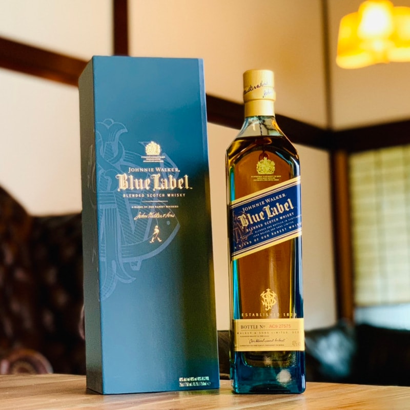ウイスキー】ジョニーウォーカー ブルーラベル 750ml