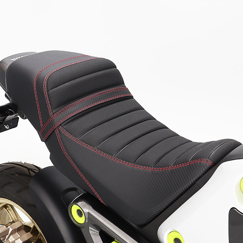 GROM グロム JC92 カスタムシート（カーボン） | エンデュランス