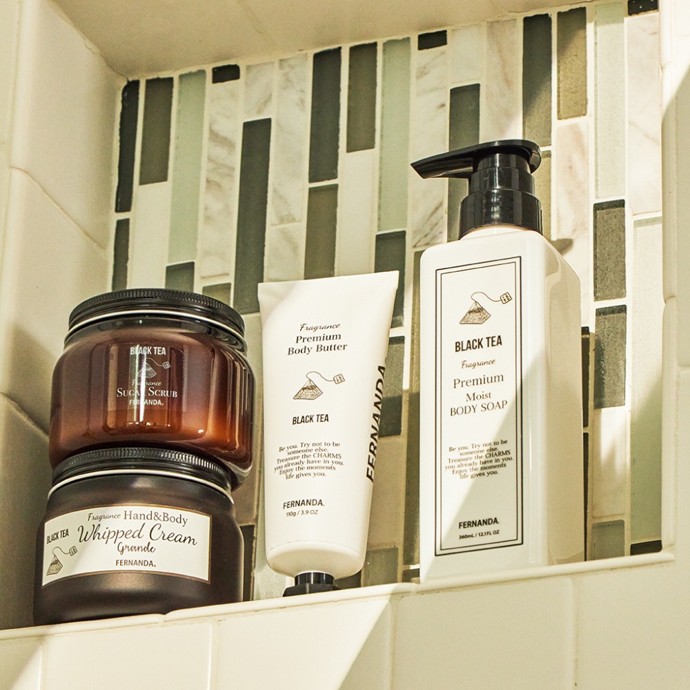 フレグランスハンド＆ボディホイップクリーム グランデ（ブラック