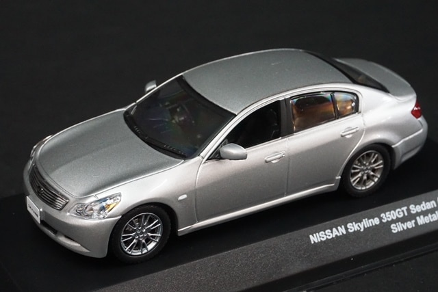 1/43 京商 Jコレ JC43004SM 日産 スカイライン 350GT セダン V36 2006