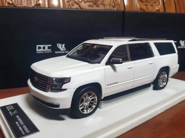 新品特価 GOC & Vehicle Art 1/18 シボレー サバーバン Chevrolet
