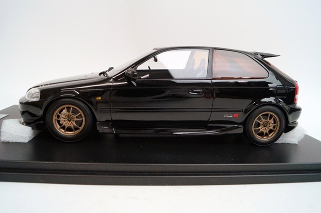 新品16B05-05 onemodel 1/18 ホンダ シビック Type-R EK9 MUGEN