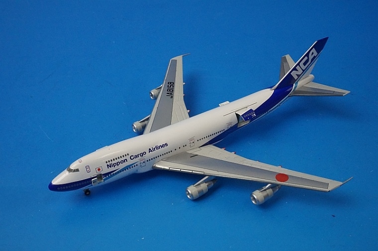1/400 B747SRF NCA 日本カーゴ 旧塗装 JA8158 GSEアクセサリー ベース