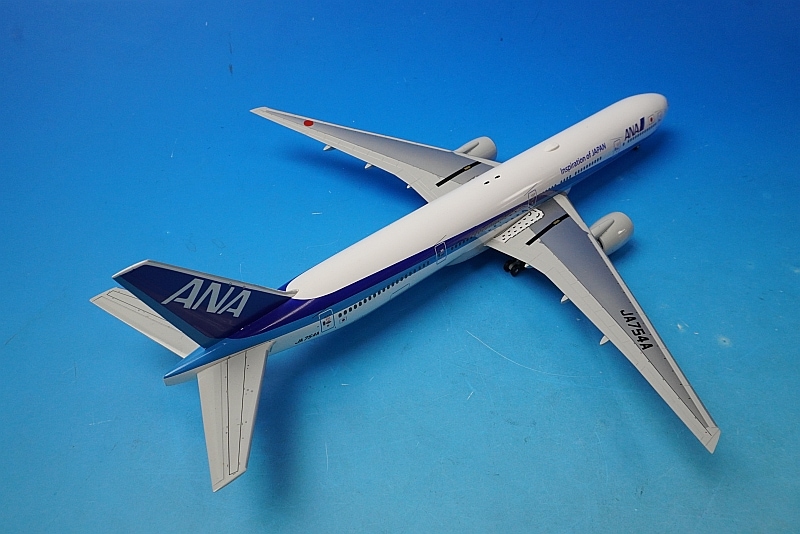 1/200 B777-300 ANA WiFiレドーム・ギア付 JA754A ＊外箱欠品
