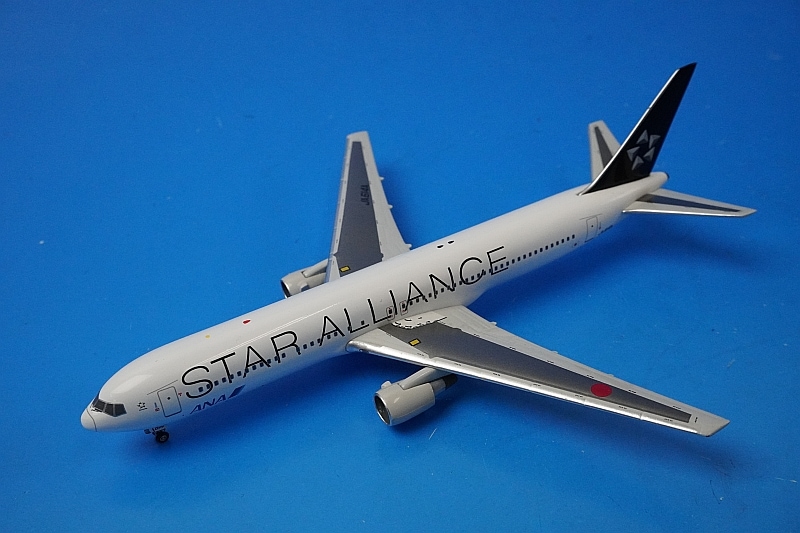 1/400 B767-300ER ANA スタアラ/スターアライアンス JA614A [A13111