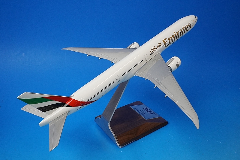 1/200 B777-300ER エミレーツ A6-EPM パックミン/中古｜｜飛行機模型