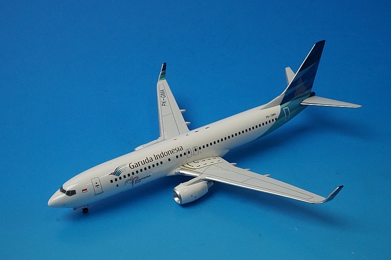 1/200 B737-800 ガルーダインドネシア PK-GMA [AV2738026