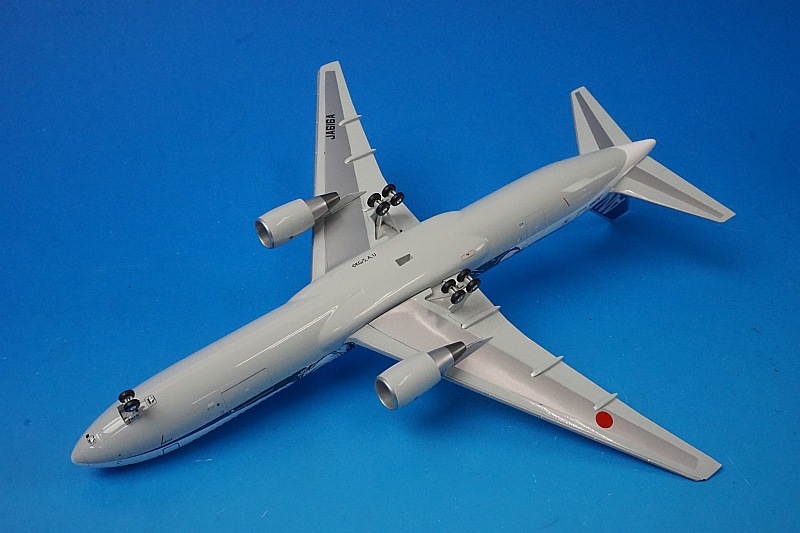 1/200 B767-300ER ANA 鬼滅の刃じぇっと壱 WiFiレドーム・ギアつき