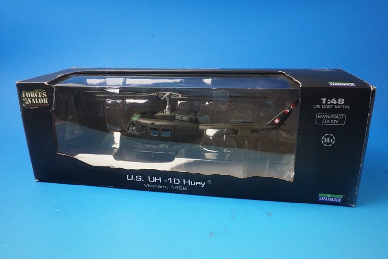 1/48 UH-1D ヒューイ アメリカ軍 ベトナム 1968 [84005] ユニマックス