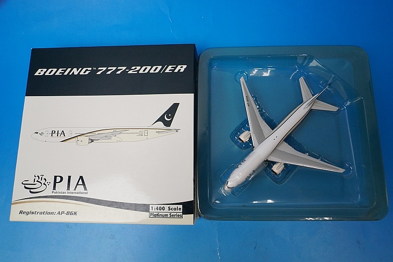 1/400 B777-200/ER PIA パキスタン AP-BGK ［10411］ フェニックス