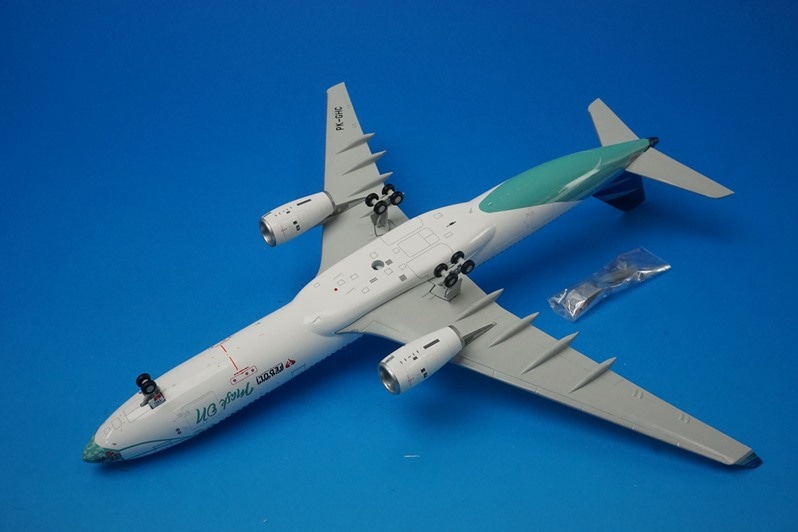 1/200 A330-300 ガルーダインドネシア Mask On PK-GHC ［LH2270] JC