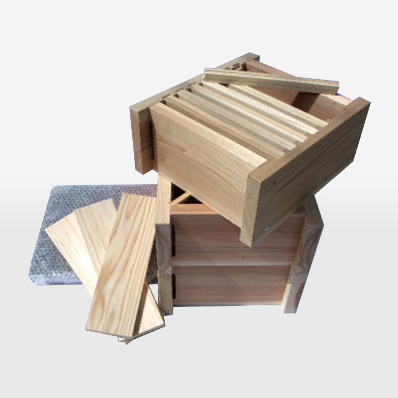 重箱式巣箱 3段〔ジュウバコシキ スバコ〕：日本蜜蜂用 ｜ 藤原養蜂場