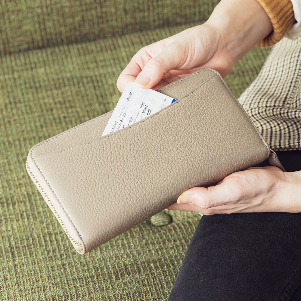 日本製小銭が分けられるギャルソン長財布［一目瞭然 ラウンドジッパー