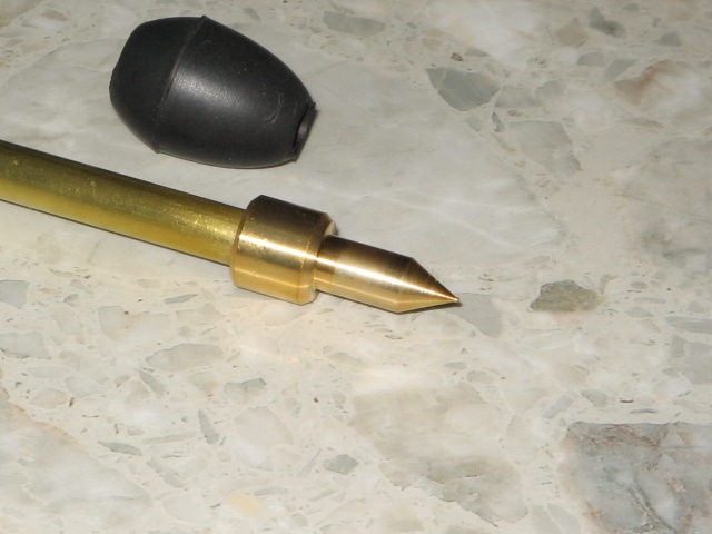 チタン入り真鍮<BR>バスクラリネット ほか<BR>管楽器エンドピン