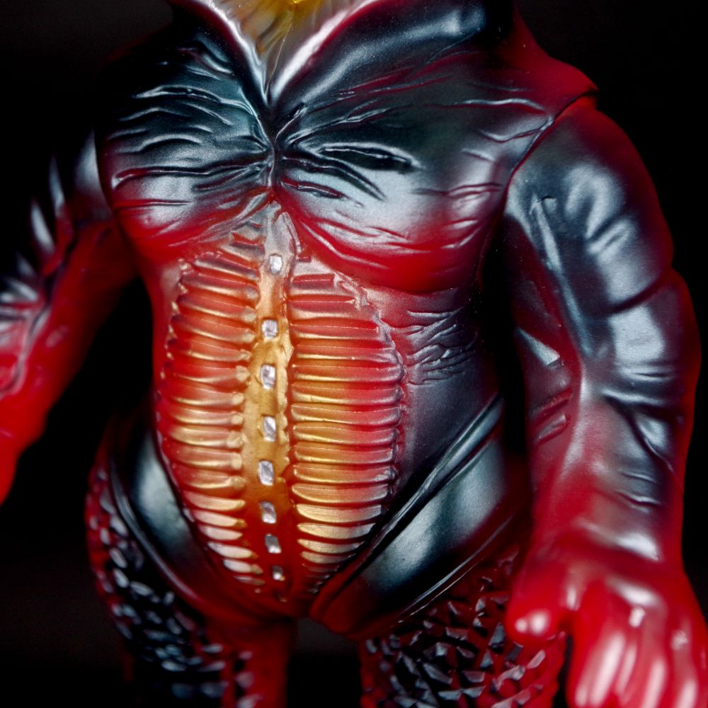 ブルマァク BULLMARK /ソフビ メフィラス星人/レッド｜墓場の画廊