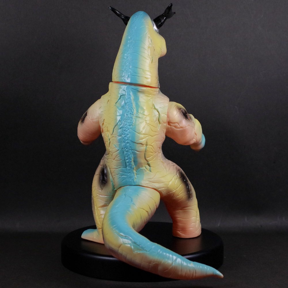 ソフビ/ブルマァク BULLMARK/ウルトラセブン/エレキング/レトロカラー